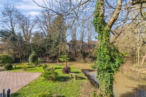 Photo 7- click for photo gallery